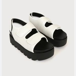Hugo Chunky Cleated Sandal